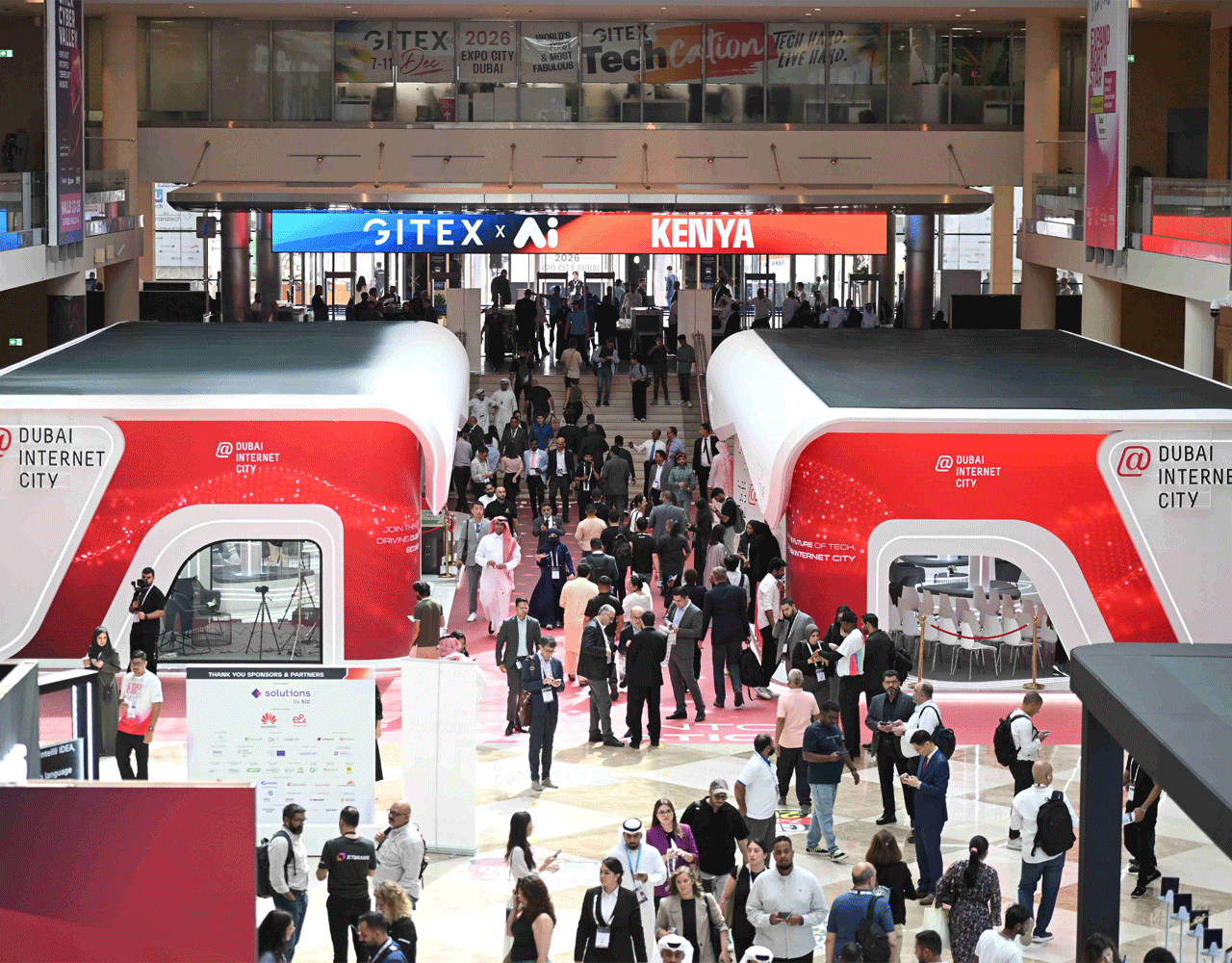 Dubai Internet City and ZainTECH Leaders 